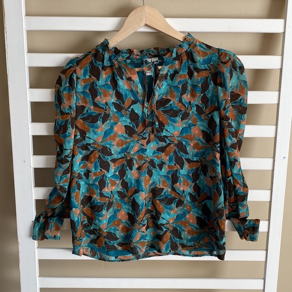 Joie V-Neck with Ruffle Puff Shoulder Long Sleeve Autumn Fall Pattern Blouse - Picture 1 of 13